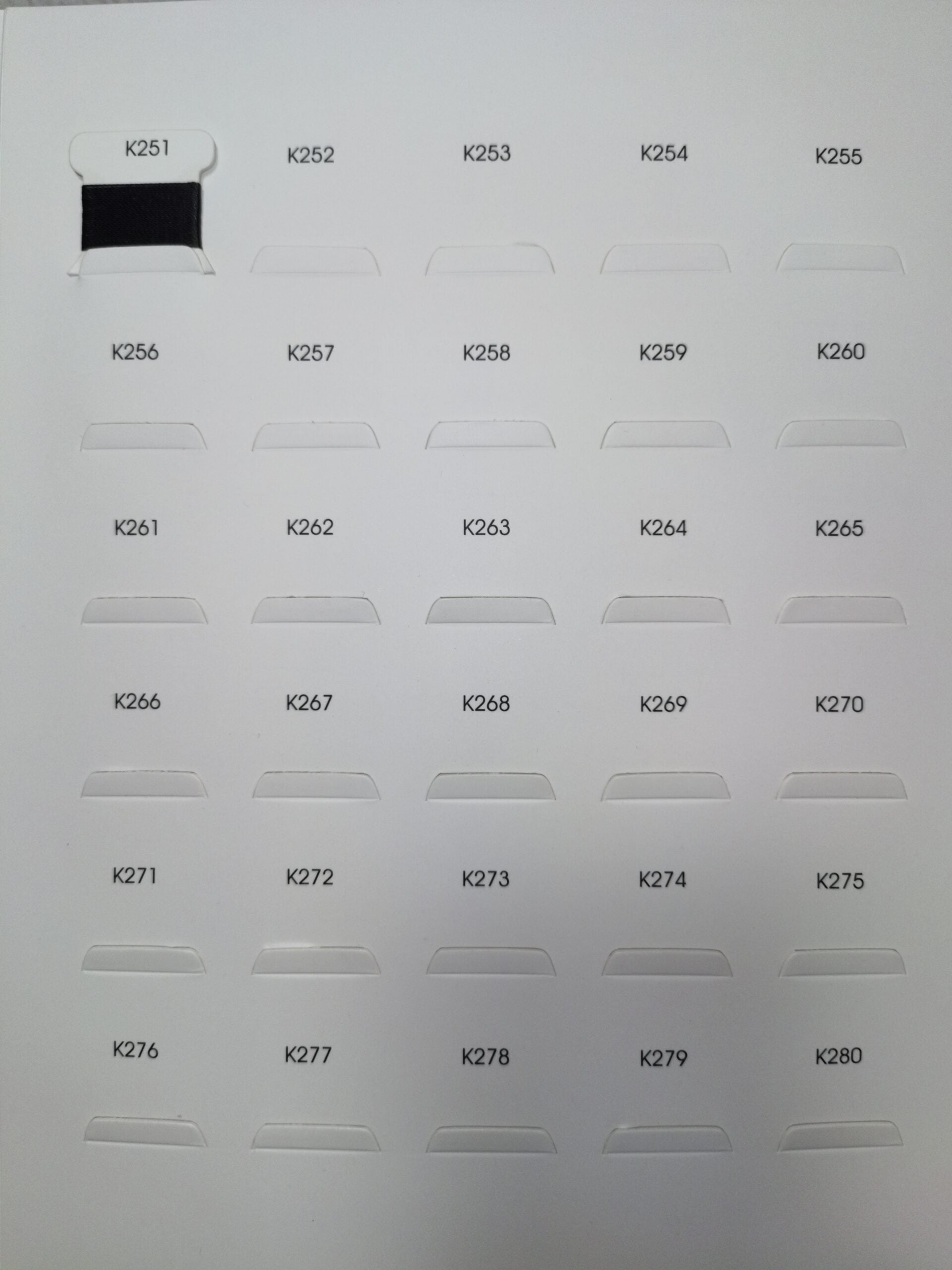Bonded Thread /High Tenacity Thread Color Card